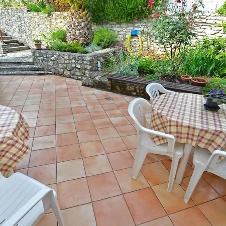 Fuer 2 Personen Ca 30 Qm In Rabac, Istrien Bucht Von Rabac