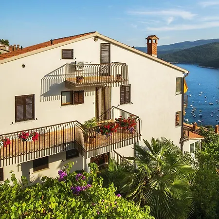 Fuer 2 Personen Ca 30 Qm In Rabac, Istrien Bucht Von Apartment *